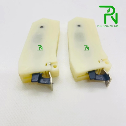 CÒ MỎ KẸP DÂY (Trắng)